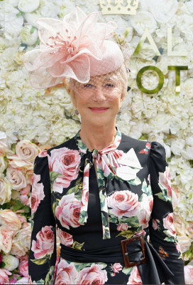 photo 14 in Helen Mirren gallery [id1080419] 2018-06-26 00:00:00