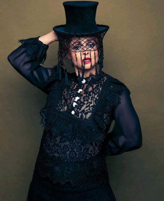 Helena Bonham Carter by Matt Holyoak Carter for &#039;S Moda&#039; // 2020