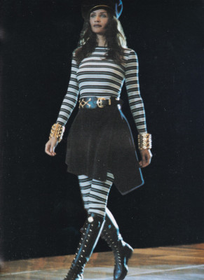 Helena Christensen at Gianni Versace ready-to-wear fallwinter 1993