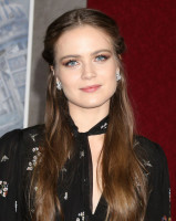 Hera Hilmar– “Mortal Engines” Pemiere in LA