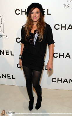 Hilary Duff pic #130680