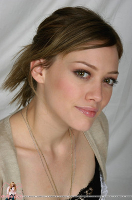 Hilary Duff pic #127501