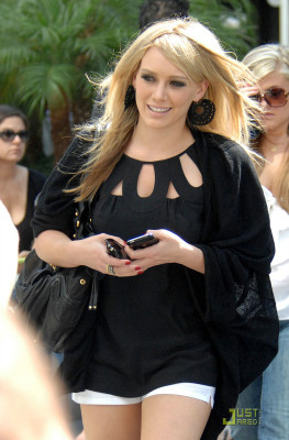 Hilary Duff pic #154024