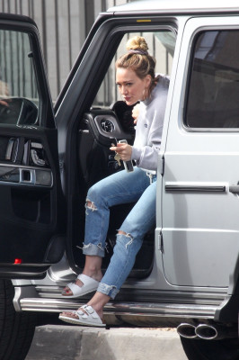 Hilary Duff is seen in Studio City | 01.03.2020