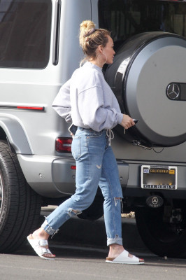 Hilary Duff is seen in Studio City | 01.03.2020