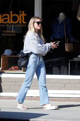 Hilary Duff is seen in Studio City // 02.03.2020