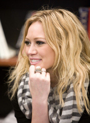 Hilary Duff pic #143274