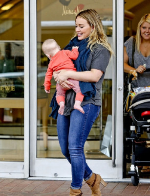 Hilary Duff pic #560825