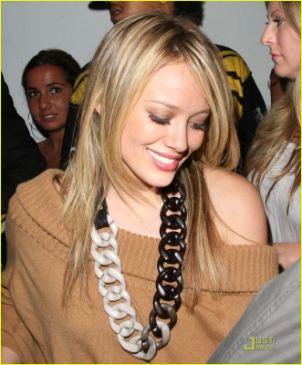 Hilary Duff pic #122130
