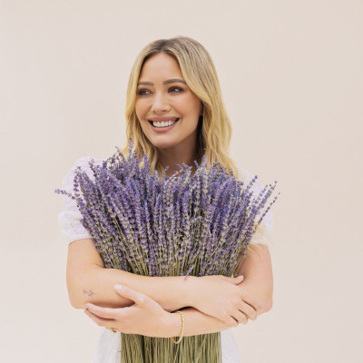 Hilary Duff – Below 60 Degrees Fragrance Line November 2023