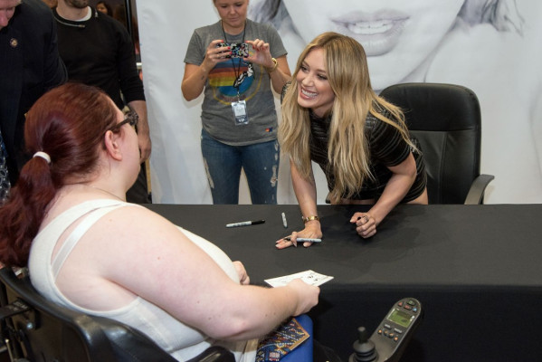 Hilary Duff pic #814144