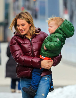 Hilary Duff pic #700630