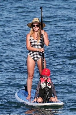 Hilary Duff pic #986725