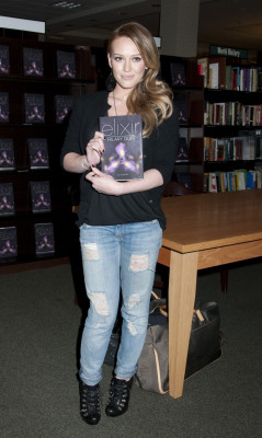 Hilary Duff pic #304998