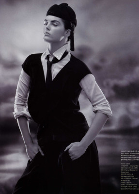 Hilary Rhoda pic #132342