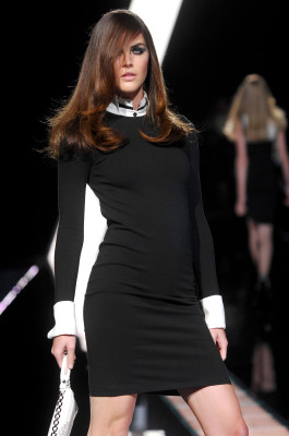 photo 19 in Hilary Rhoda gallery [id182285] 2009-08-10 00:00:00