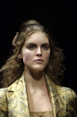 photo 22 in Hilary Rhoda gallery [id182848] 2009-08-10 00:00:00