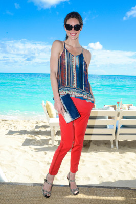 Hilary Rhoda pic #629035