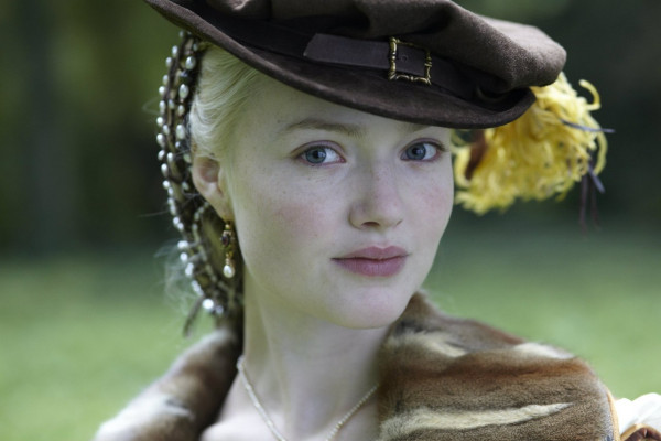 photo 9 in Holliday Grainger gallery [id761738] 2014-09-24 00:00:00