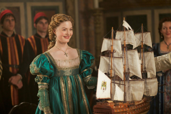 Holliday Grainger pic #702659