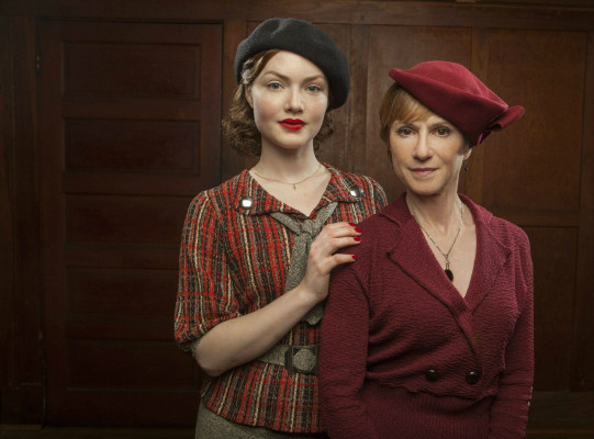 Holliday Grainger pic #677084