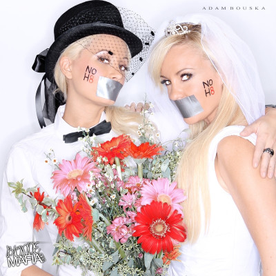 photo 11 in Holly Madison gallery [id238507] 2010-01-27 00:00:00