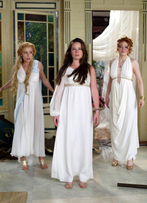 Holly Marie Combs pic #335904