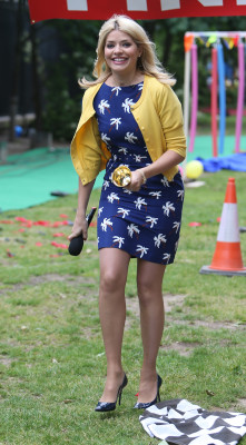 photo 4 in Holly Willoughby gallery [id1003497] 2017-10-15 00:00:00
