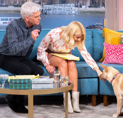 Holly Willoughby pic #1164071