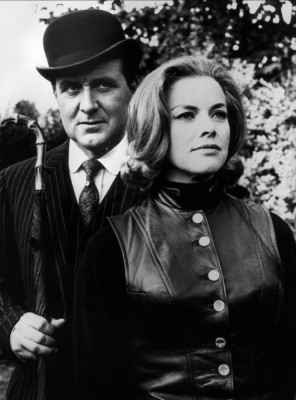 Honor Blackman pic #377074