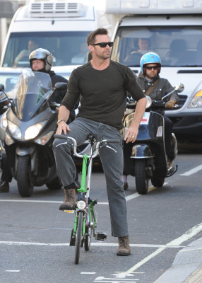 photo 16 in Hugh Jackman gallery [id420005] 2011-09-16 00:00:00