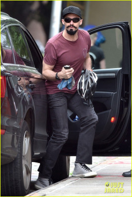 Hugh Jackman pic #741656