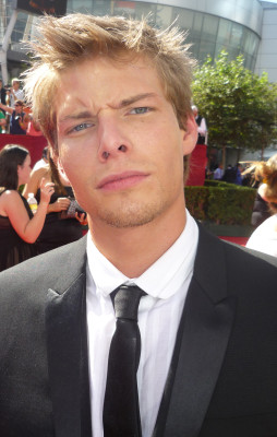 Hunter Parrish pic #481739