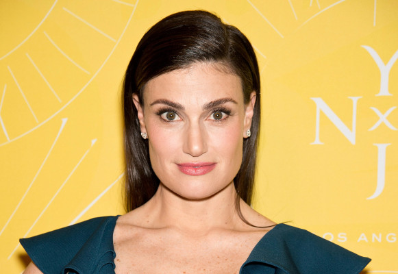 Idina Menzel pic #1212189