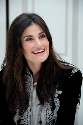 photo 3 in Idina Menzel gallery [id1212219] 2019-08-22 00:00:00