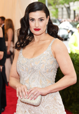 Idina Menzel pic #1212152