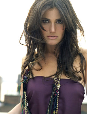 Idina Menzel pic #1212221