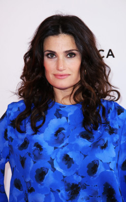 Idina Menzel pic #1212110