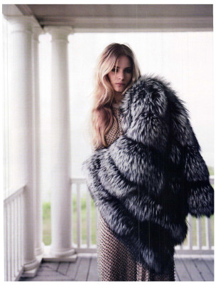 Ieva Laguna pic #562503