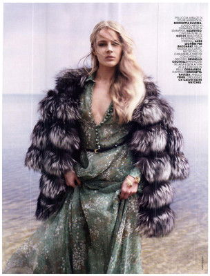 Ieva Laguna pic #562499