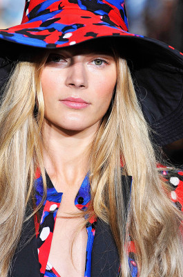 Ieva Laguna pic #564947