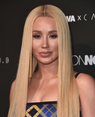 Iggy Azalea - Fashion Nova in Los Angeles 11/14/2018