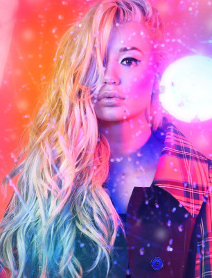 Iggy Azalea - LOfficiel Singapore 2017