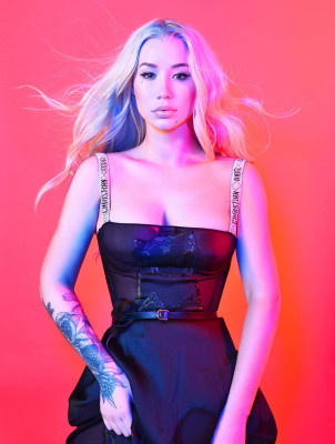 Iggy Azalea - LOfficiel Singapore 2017