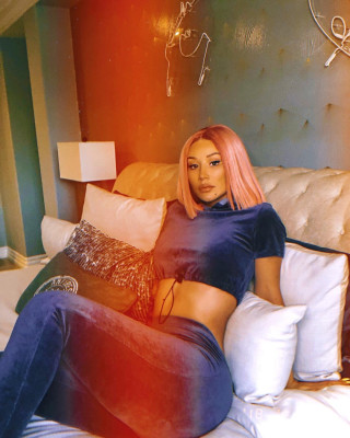 Iggy Azalea - Social Media Pic 2018