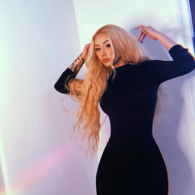 Iggy Azalea - Social Media Pics 2018