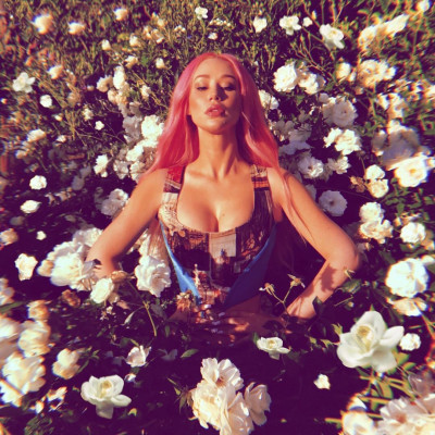 Iggy Azalea - Social Media Pics 2018