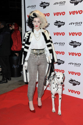 Iggy Azalea - VEVO Halloween in London 10/31/2013