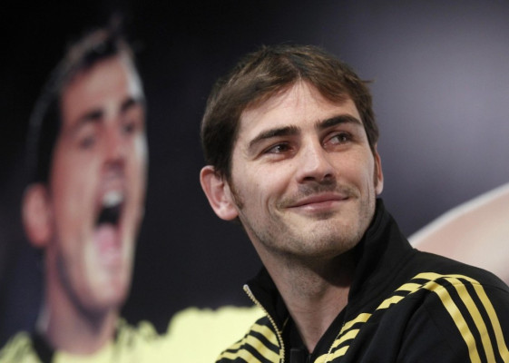 photo 10 in Iker Casillas gallery [id455387] 2012-01-26 00:00:00