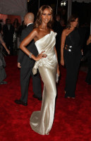 Iman pic #155845